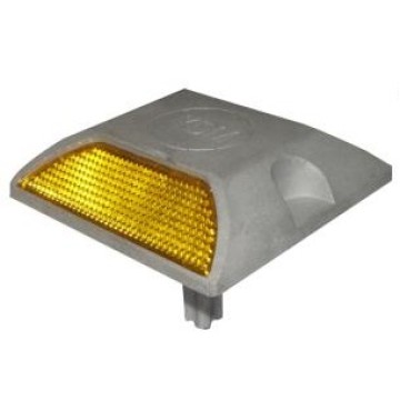 Đinh đường nhôm 1 mặt bắt xuống đường phản quang