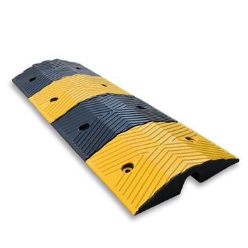 Gờ giảm tốc cao su bảo vệ luồn dây điện ngầm 004