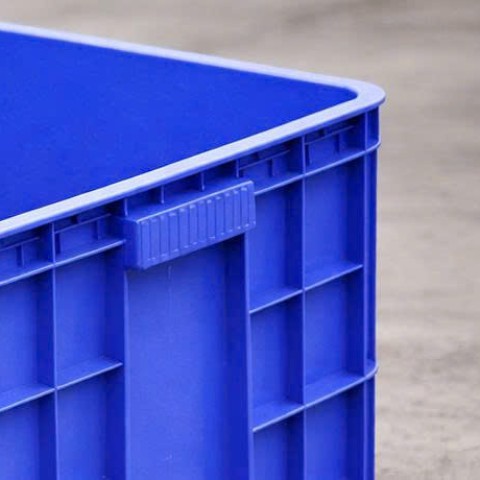 Tác dụng của gân tăng cứng trên thùng nhựa công nghiệp