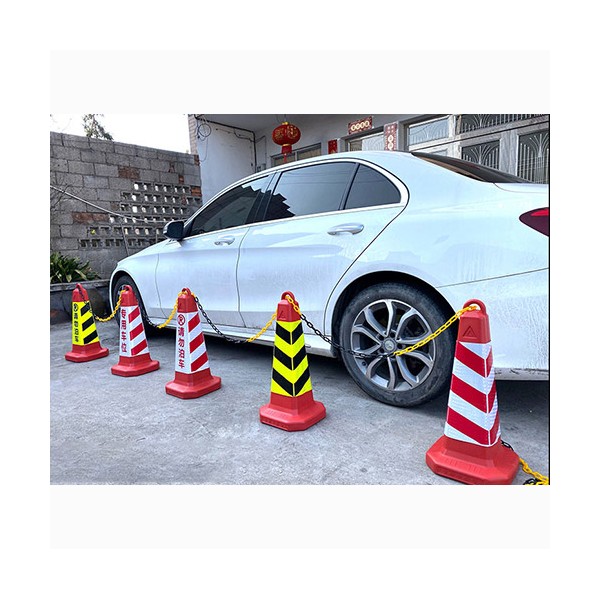 Cọc tiêu nhựa Nhật Quang hình vuông màu đỏ phản quang trắng