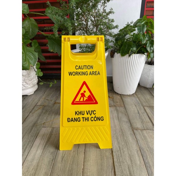 Biển bảng cảnh báo chữ A nội dung Khu vực đang thi công