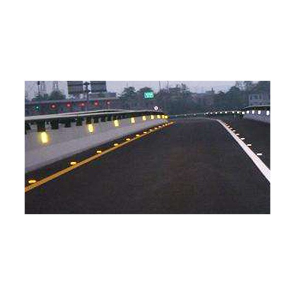 Tiêu đường phản quang hình ngũ giác dẫn đường