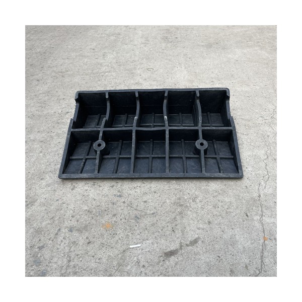 Bục cao su lên xuống vỉa hè 003 dành cho ô tô, xe máy, chịu va đập tốt