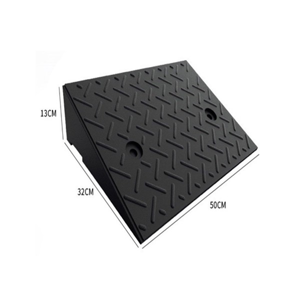 Bục cao su lên xuống vỉa hè 003 dành cho ô tô, xe máy, chịu va đập tốt