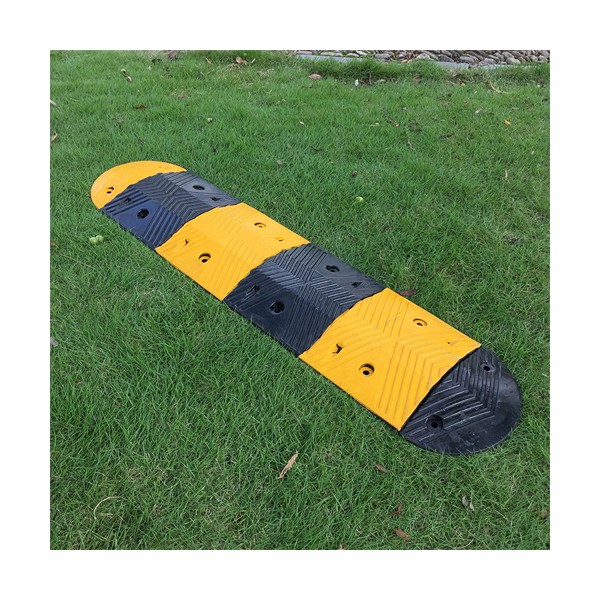 Gờ giảm tốc cao su chiều dài 1000m chịu lực 20 tấn