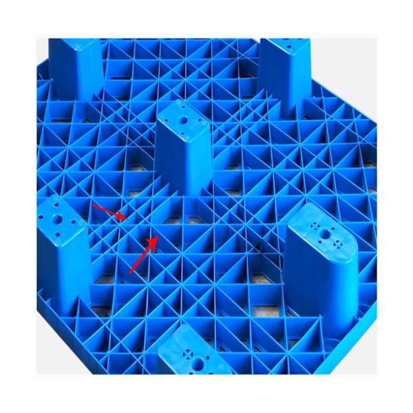 Pallet nhựa Nhật Quang kiểu dáng Pallet chân cốc màu xanh dương mã 01