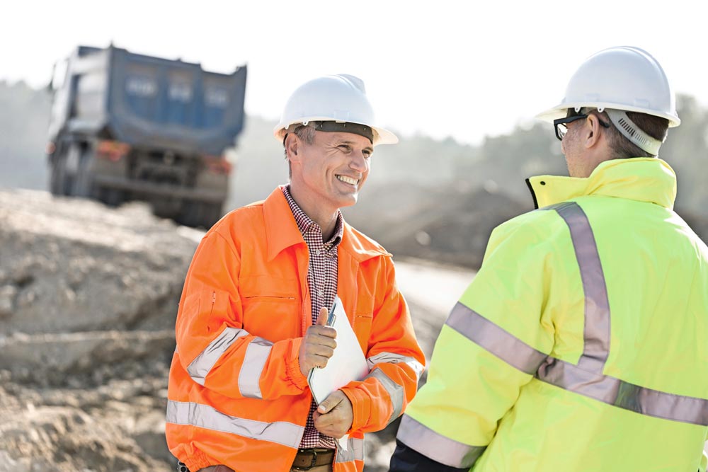 Áo Khoác Bảo Hộ Nhật Quang – Giải Pháp An Toàn, Bền Bỉ Cho Người Lao Động