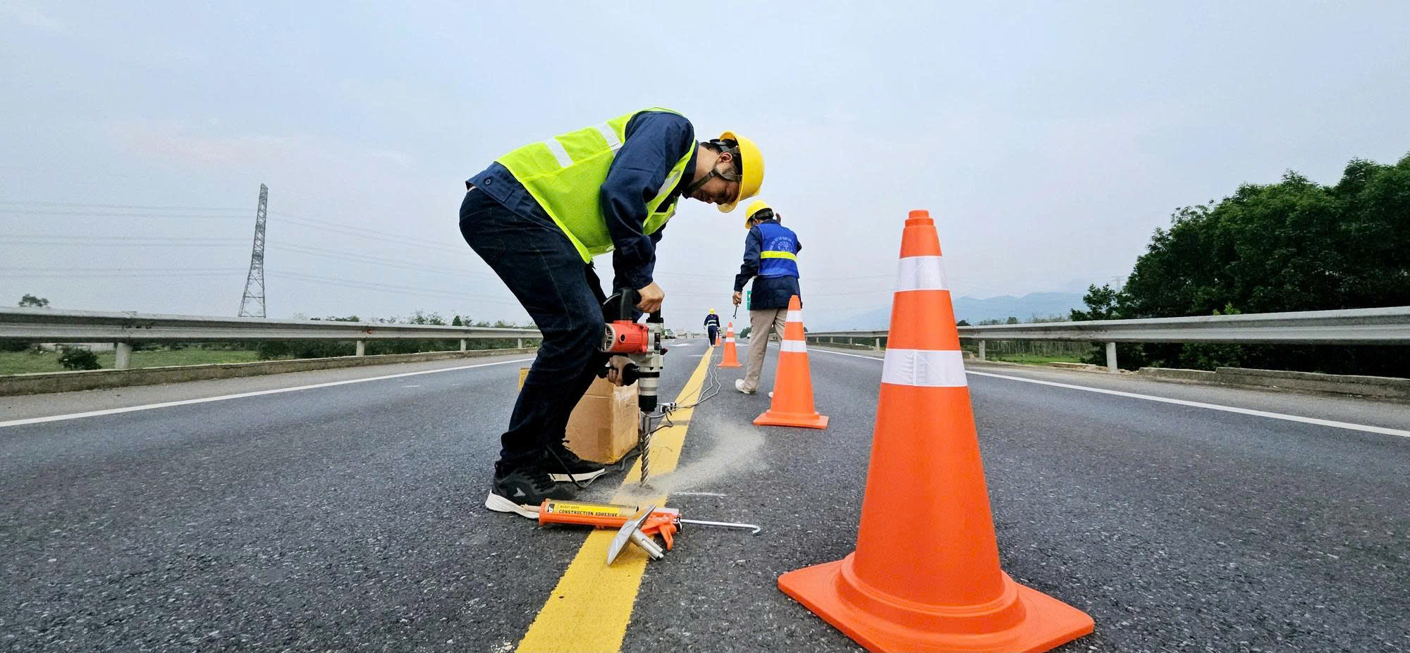 Hướng dẫn Lắp Đặt Cọc Tiêu 