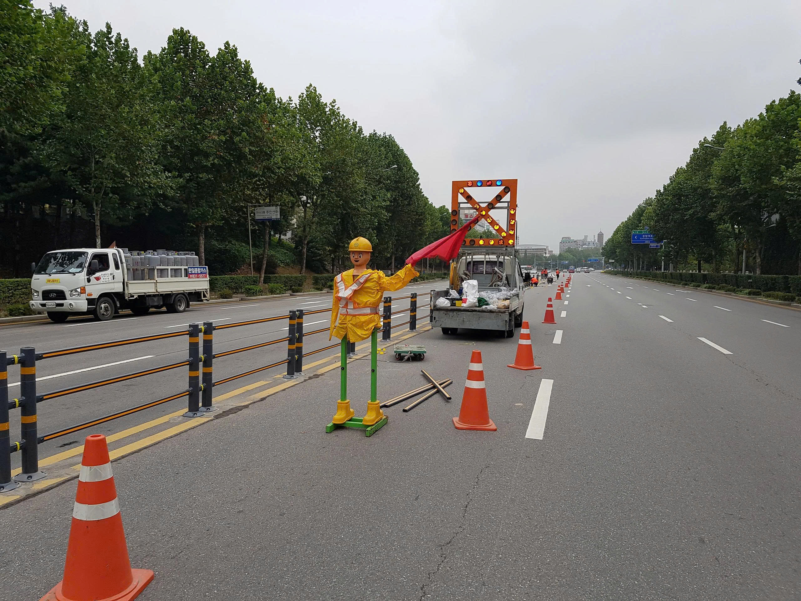 Cọc Tiêu Phân Làn 70cm Nhật Quang 