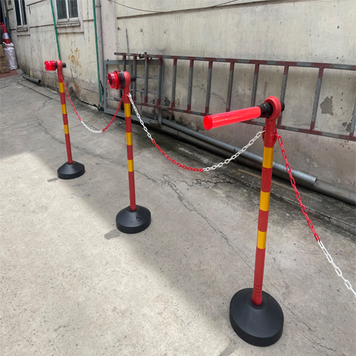 Cọc Tiêu Đa Năng Nhật Quang 90cm.2