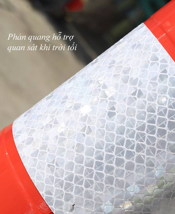 Cọc Tiêu nhựa TPU phân làn giao thông phản quang 75cm Nhật Quang