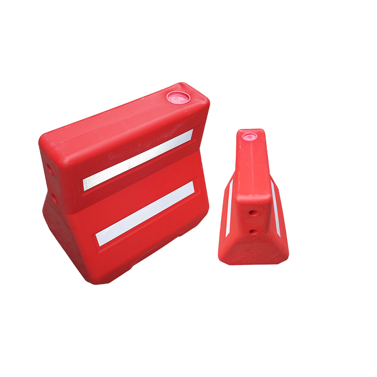 dai-phan-cach-nhua-001-2