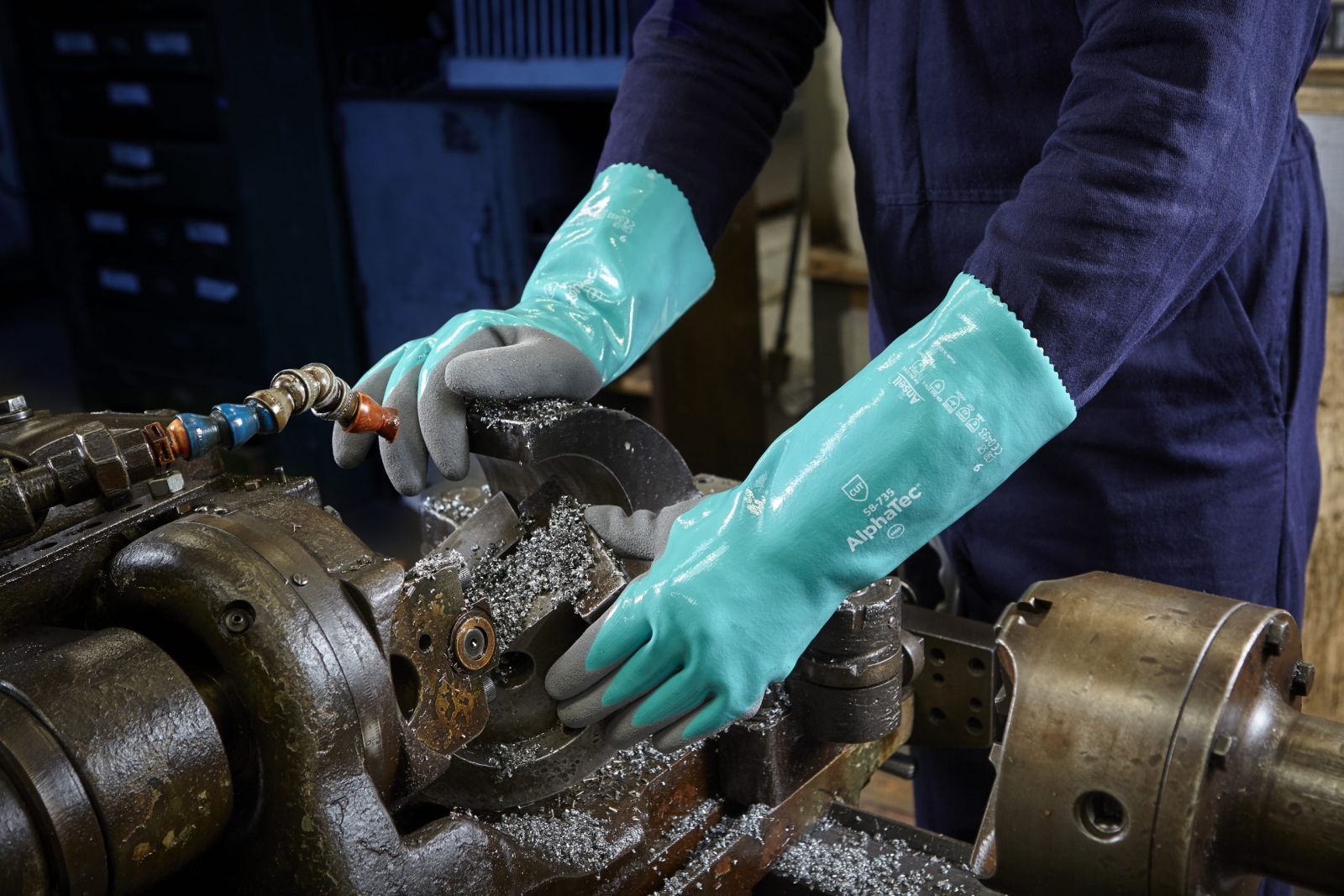 găng Tay Cao Su Nhật Quang – Giải Pháp Bảo Vệ Toàn Diện Cho Đôi Tay