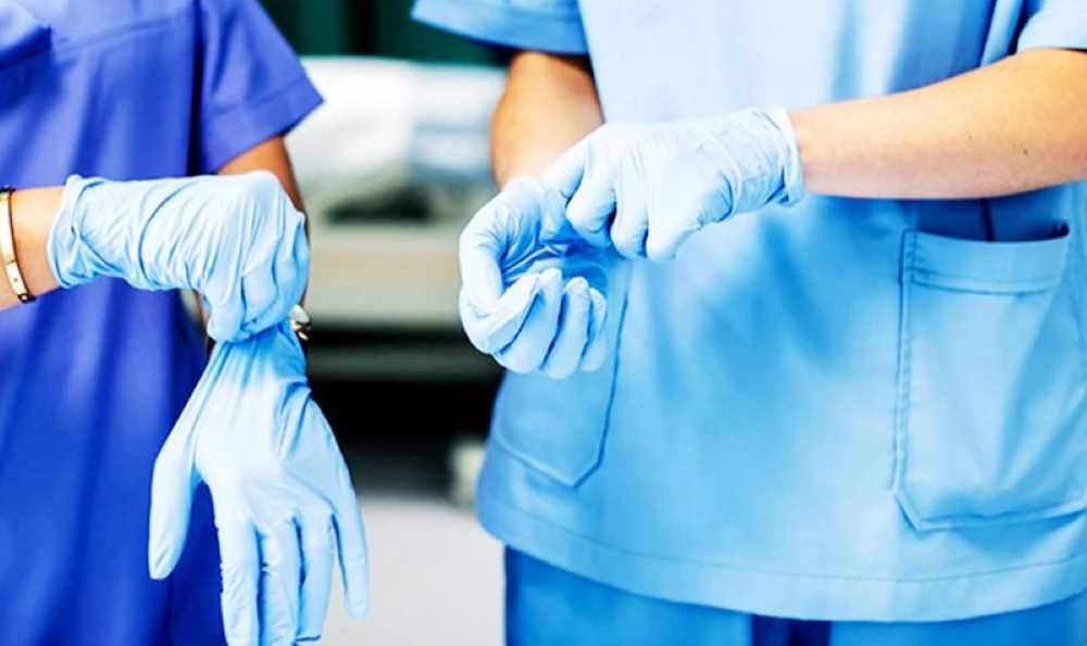 Găng tay y tế cung cấp tại công ty Nhật Quang