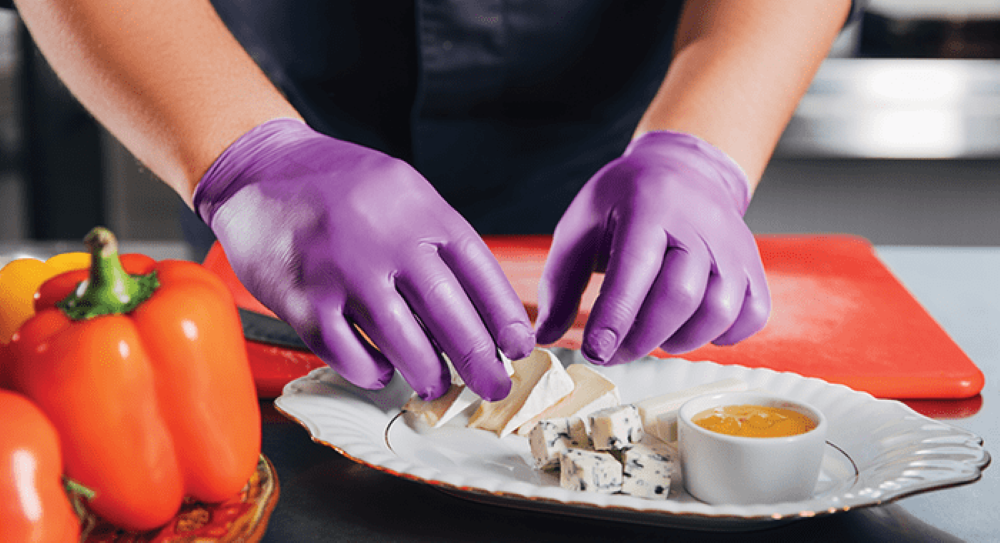 Găng Tay Thực Phẩm Nhật Quang – Giải Pháp An Toàn Cho Ngành Chế Biến & Dịch Vụ Ăn Uống