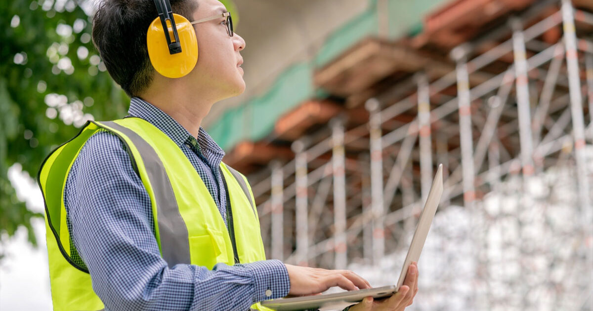 Ốp tai chống ồn tại công ty Nhật Quang cung cấp